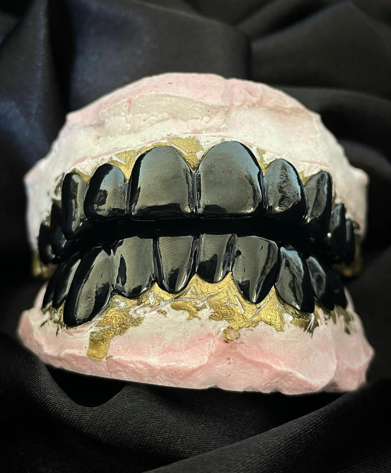 Full black grillz