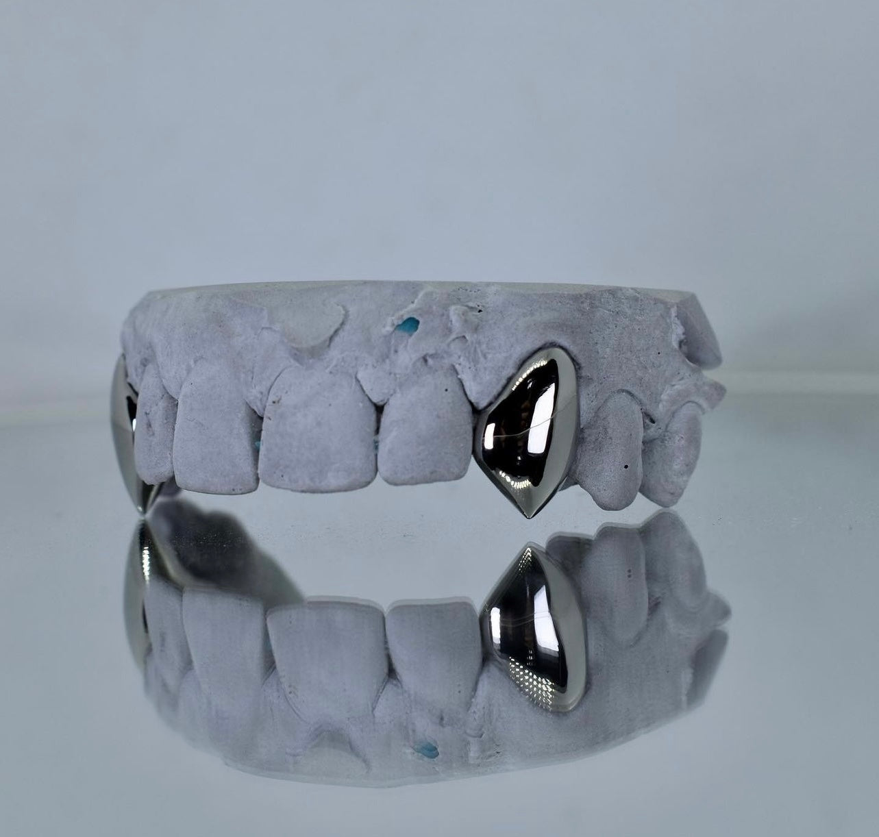 Zilver vampier grillz